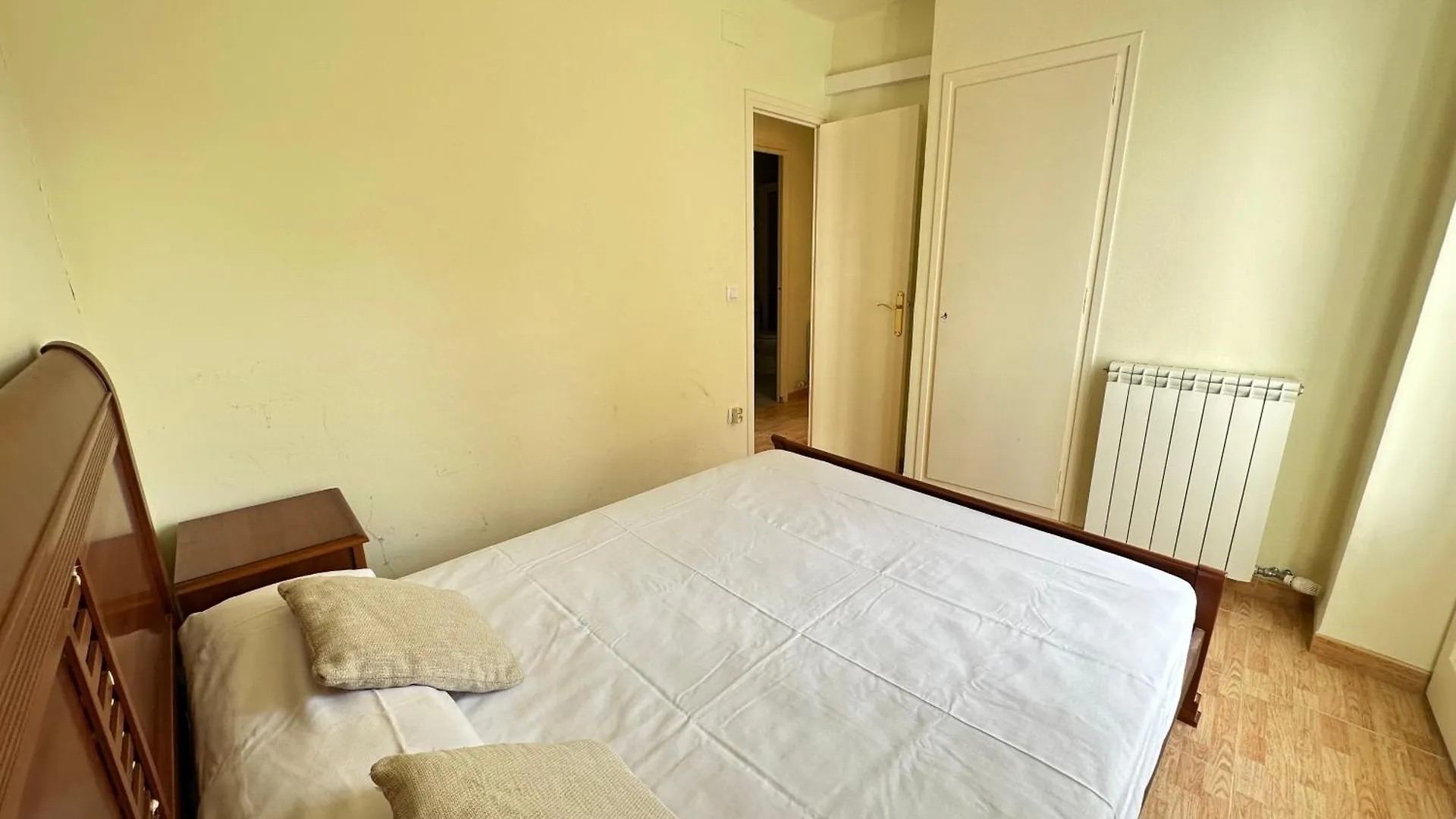 Agi Sant Sebastia 111 Appartement Roses